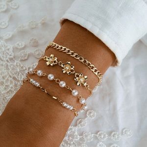 Perla Set Alloy Bracelets